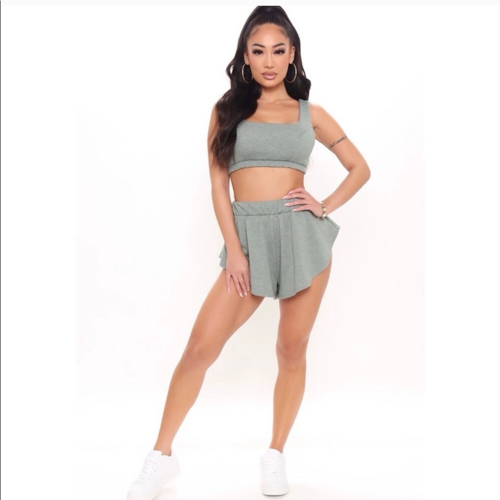 FASHION NOVA Feel the Vibes Short Set